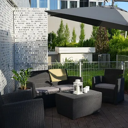 Oxygen Delux アパート ワルシャワ